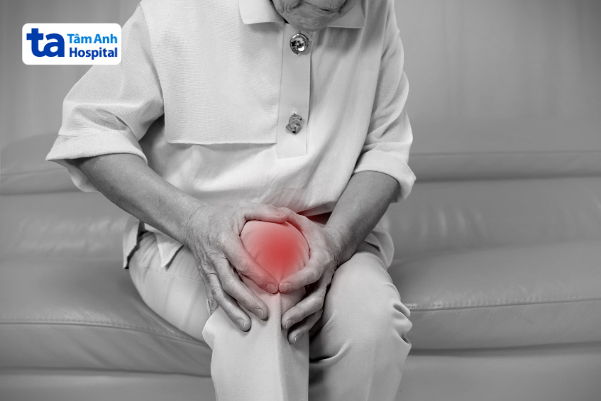 Viêm khớp gối ở người già: Nguyên nhân, dấu hiệu và điều trị 2 Viêm khớp gối ở người già: Nguyên nhân, dấu hiệu và điều trị